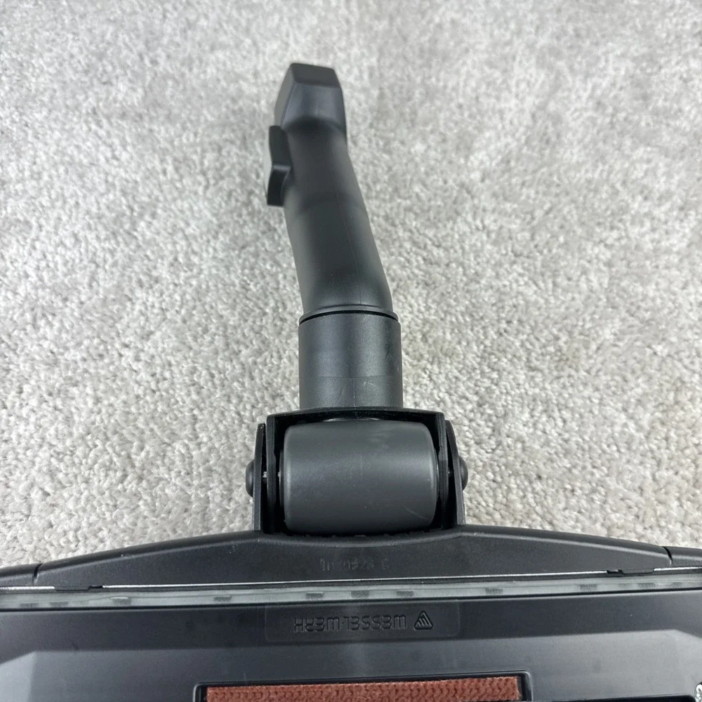 Kenmore 400 Series Lightweight Canister Vacuum Cleaner Rug Floor Brush Only